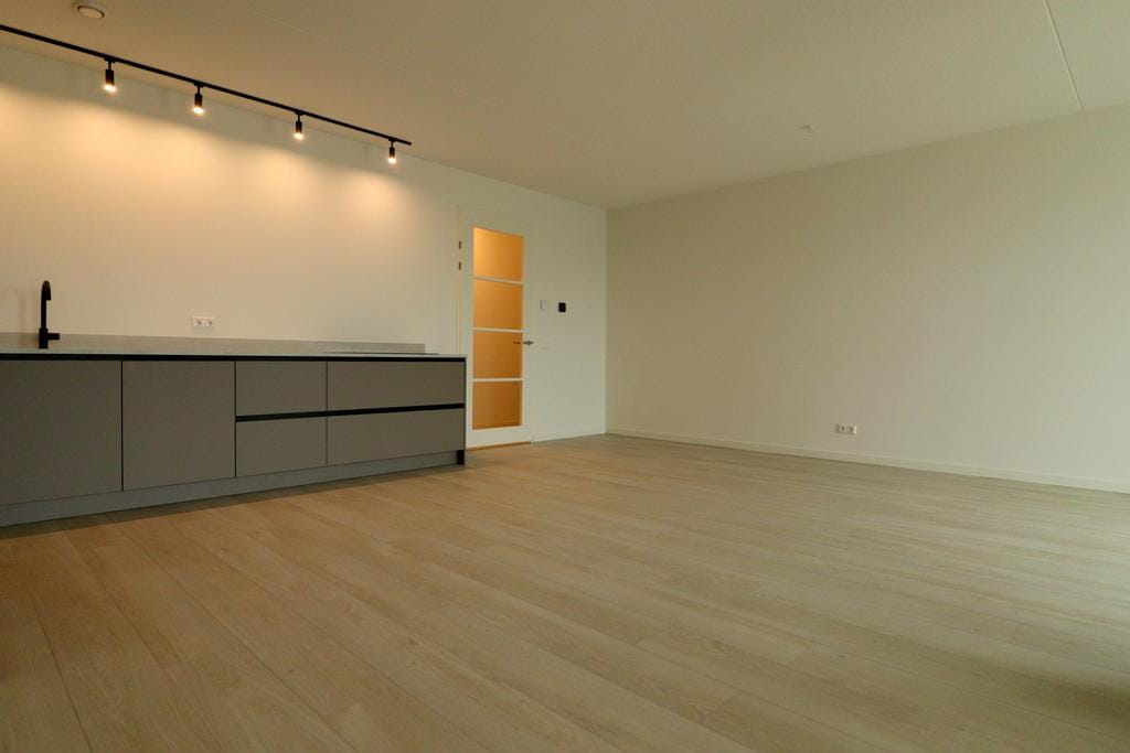 Foto 8 van Madridstraat 96-D