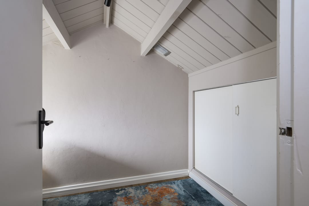 Photo 37 of Surinamestraat 4