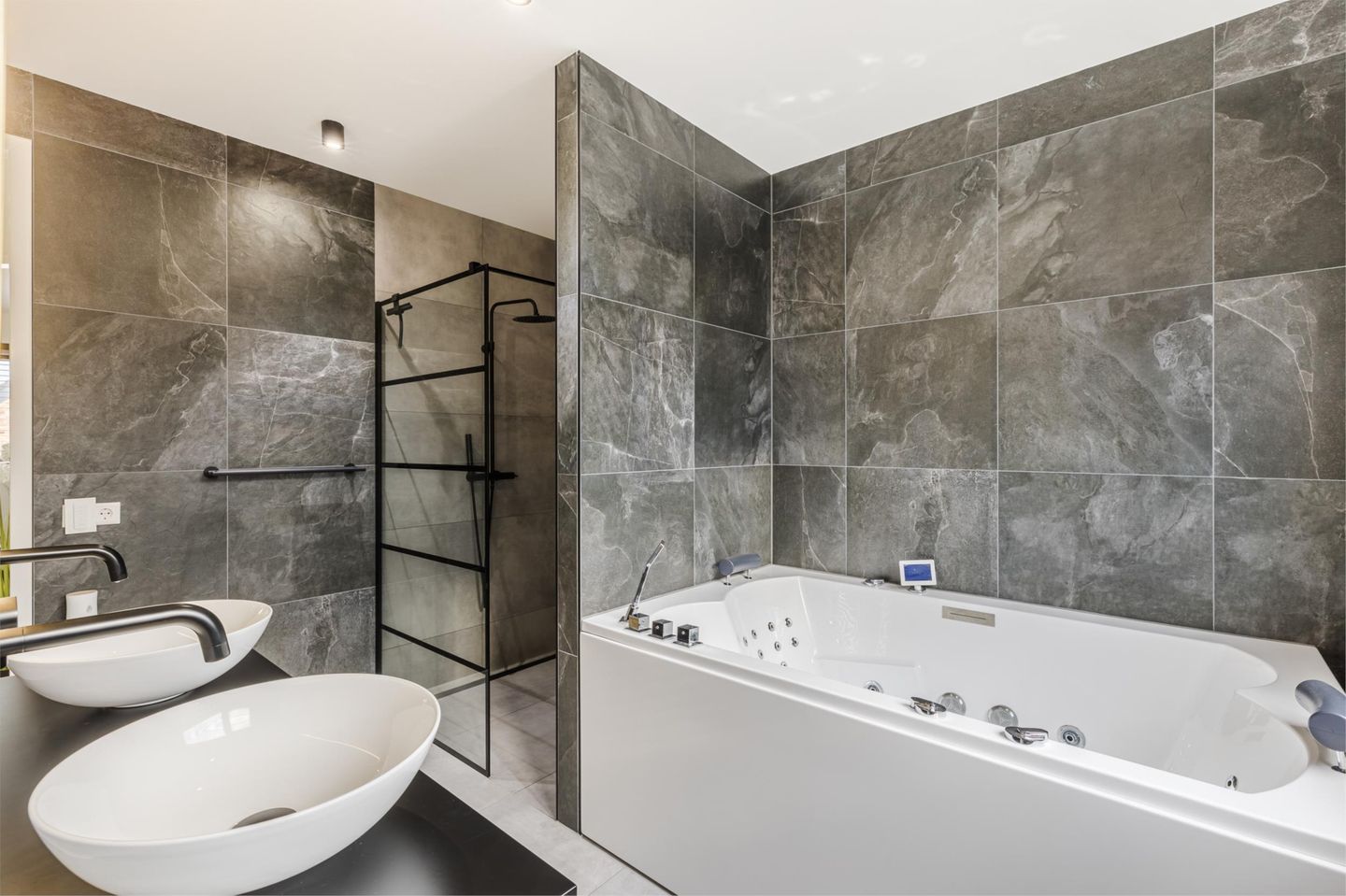 Foto 4 van Hofland 118