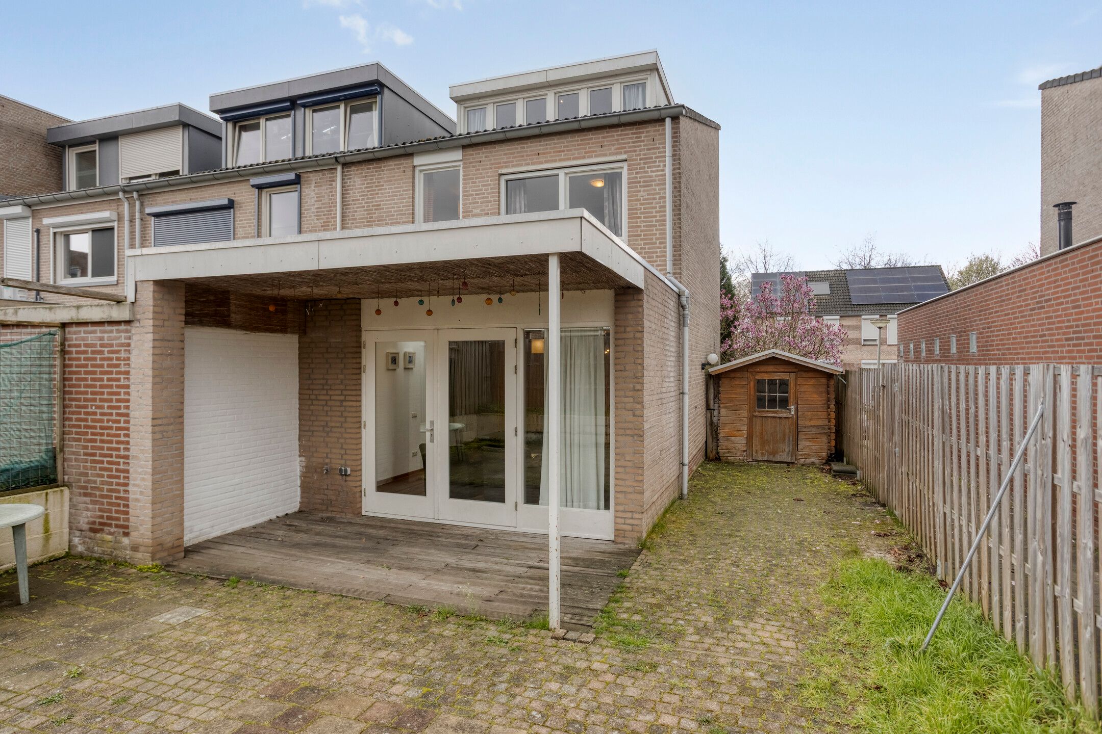 Spacious family home in quiet child-friendly location in Maastricht — 31