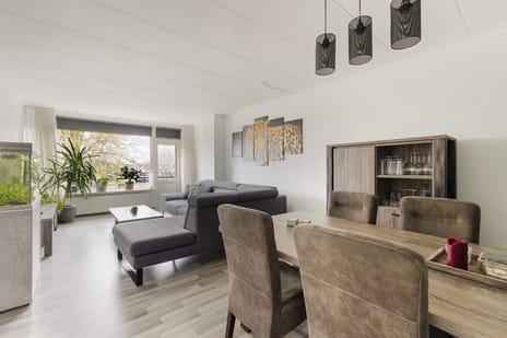 Capella 101 secondary image