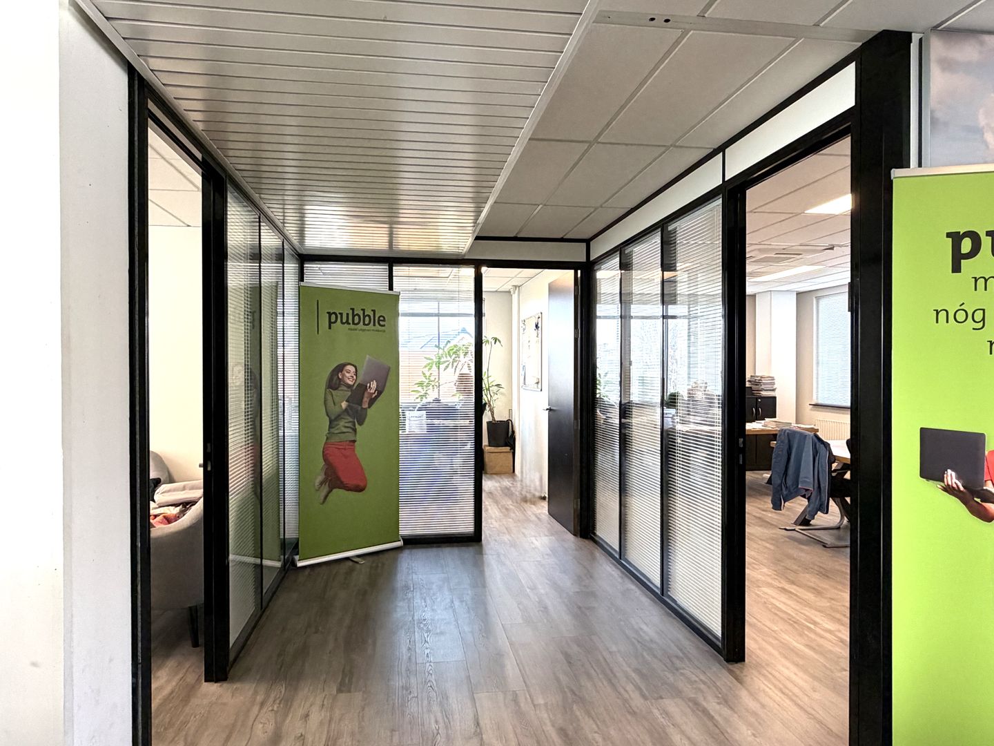 Bekijk foto 5 van van Houten Industriepark 1