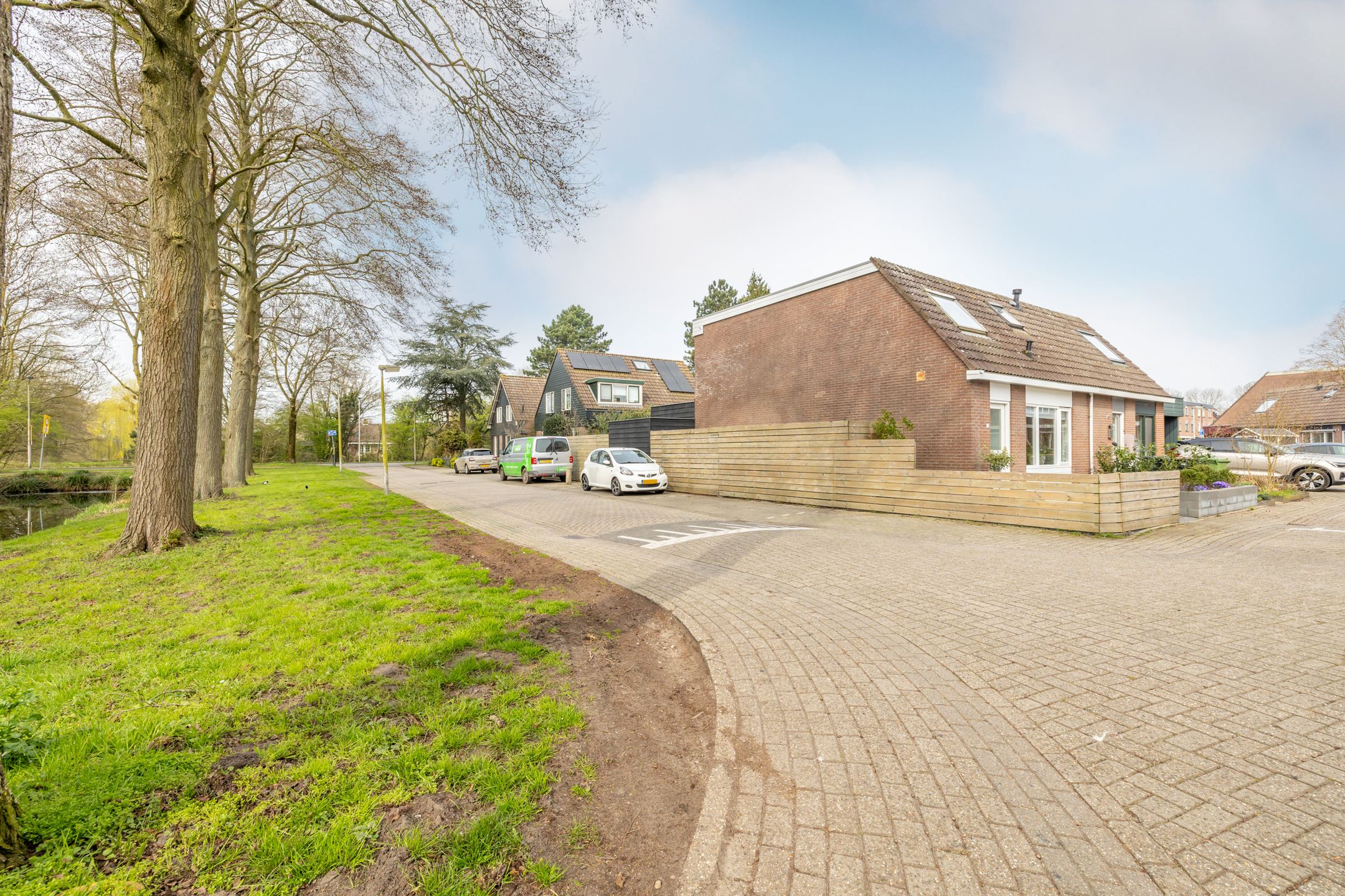 Photo 36 of Kweldergras 1