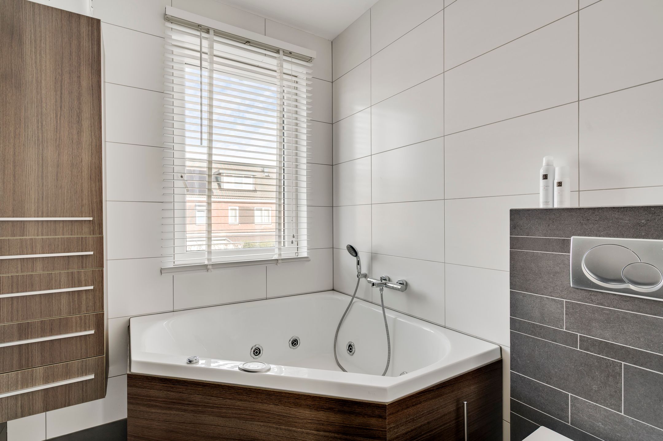 Foto 21 van Montgomerystraat 11