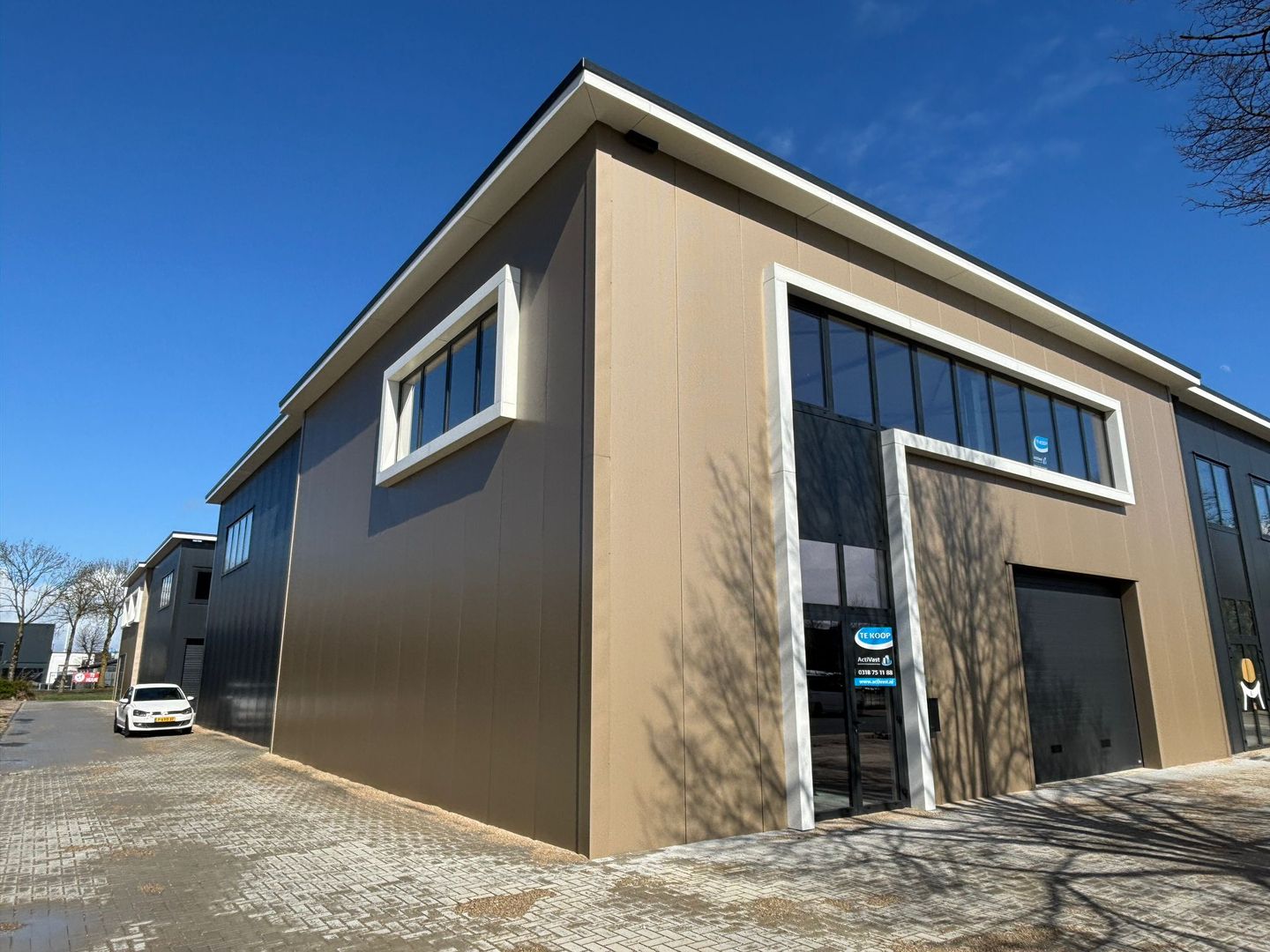 Bekijk foto 1 van Edisonstraat 17