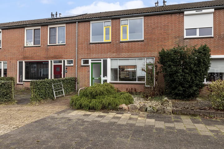 Photo 2 of IJselstraat 115