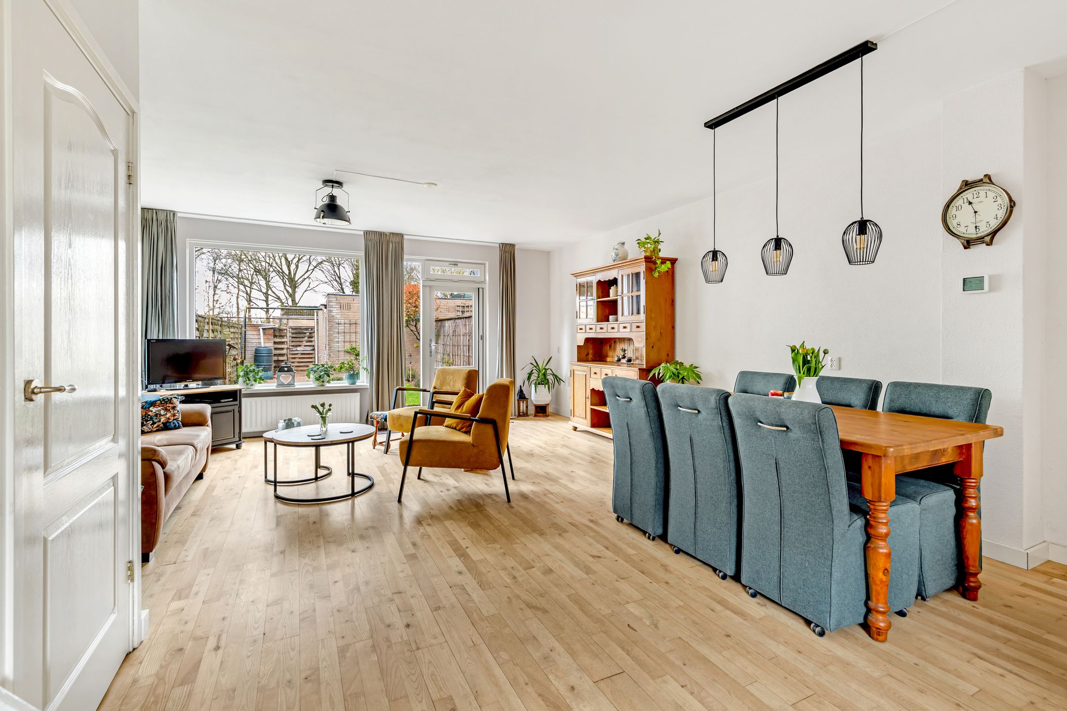 Photo 3 of Zwanebloem 22