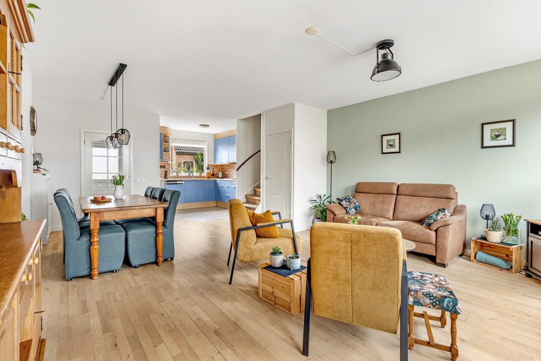 Photo 8 of Zwanebloem 22