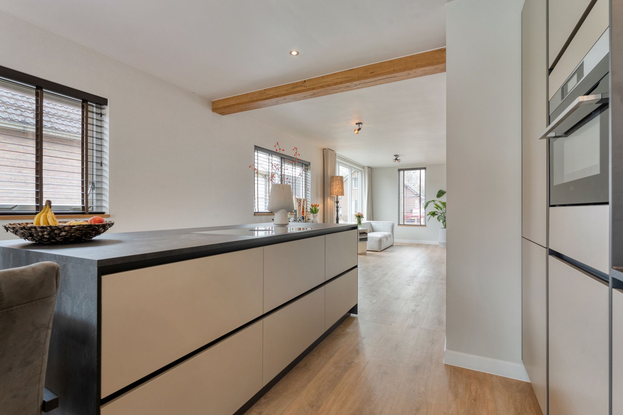 Photo 12 of Herenstraat 33