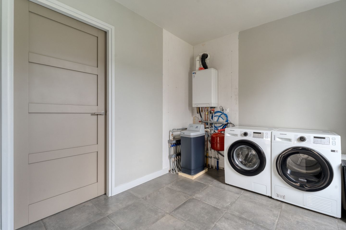 Photo 19 of Herenstraat 33