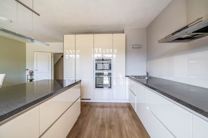 Photo 4 of Frans Halsstraat 69