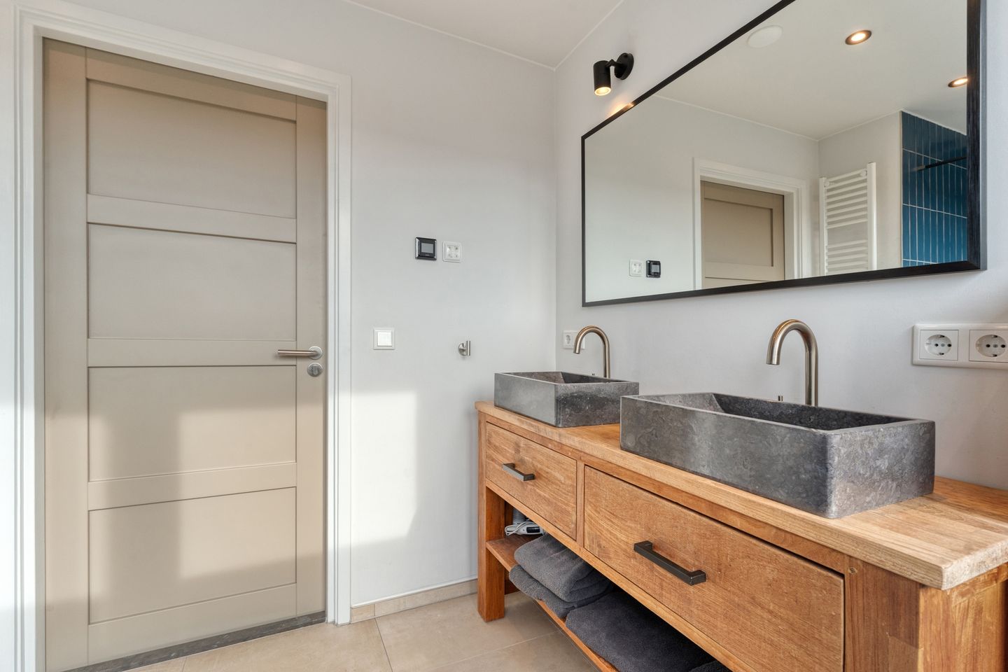 Move-in Ready Detached Family Home in Central Slagharen — 40