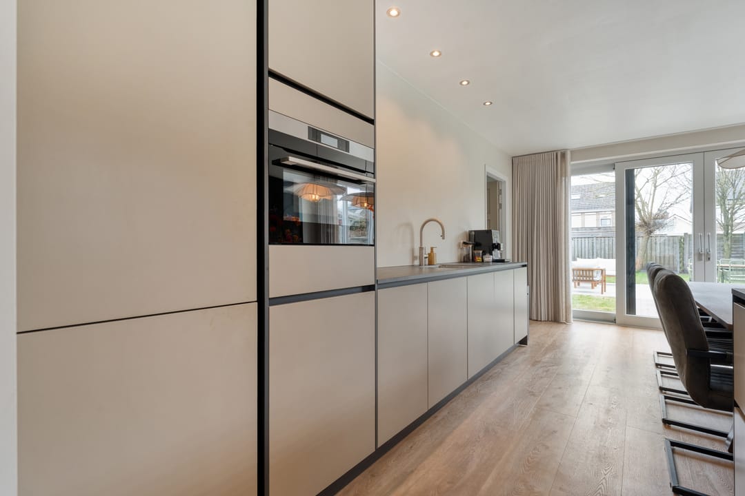 Photo 11 of Herenstraat 33