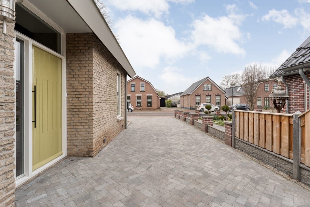 Move-in Ready Detached Family Home in Central Slagharen — 53