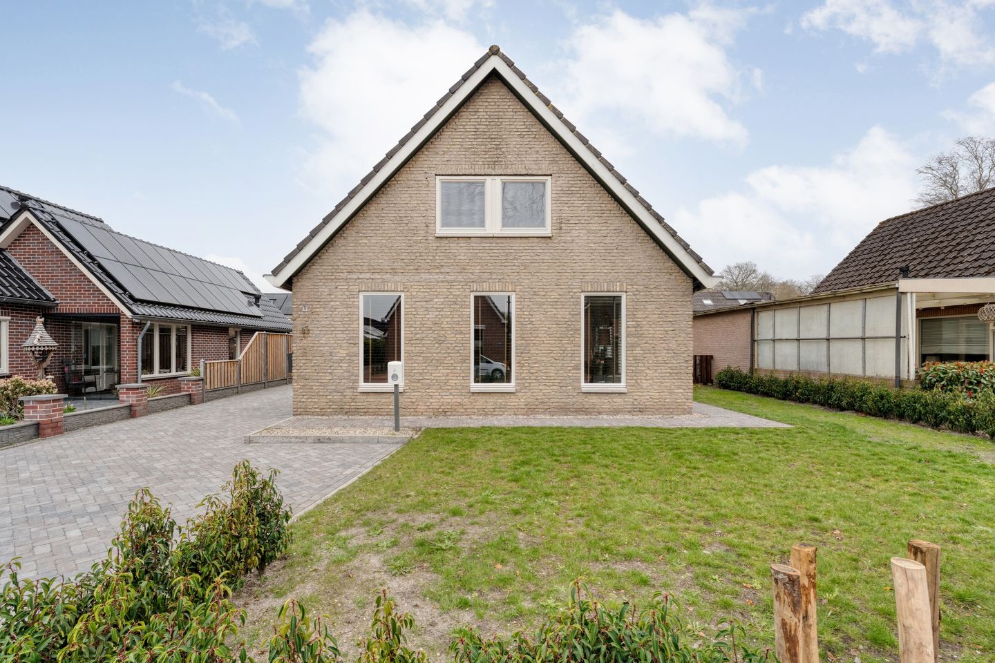 Move-in Ready Detached Family Home in Central Slagharen — 55