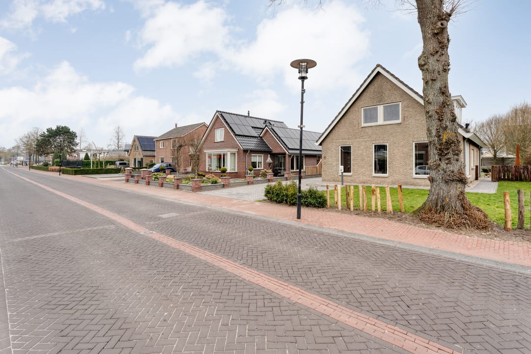 Move-in Ready Detached Family Home in Central Slagharen — 56