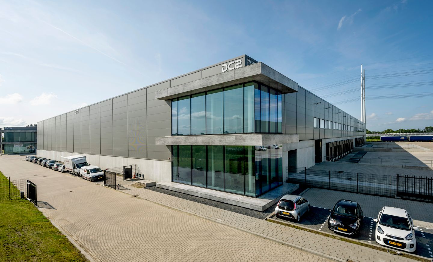 Bekijk foto 2 van Westernesse 12