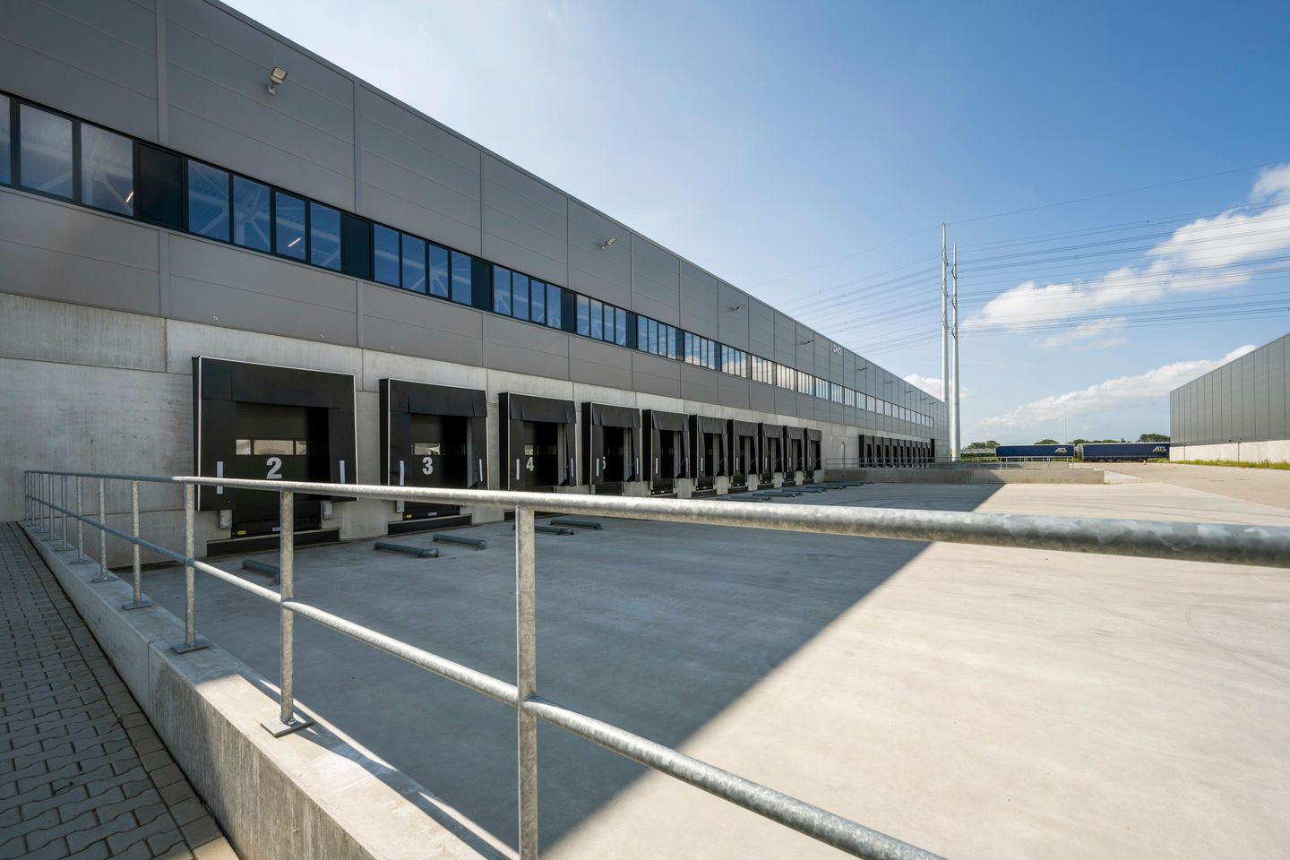 Bekijk foto 3 van Westernesse 12