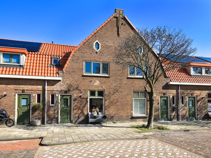 Emostraat 17