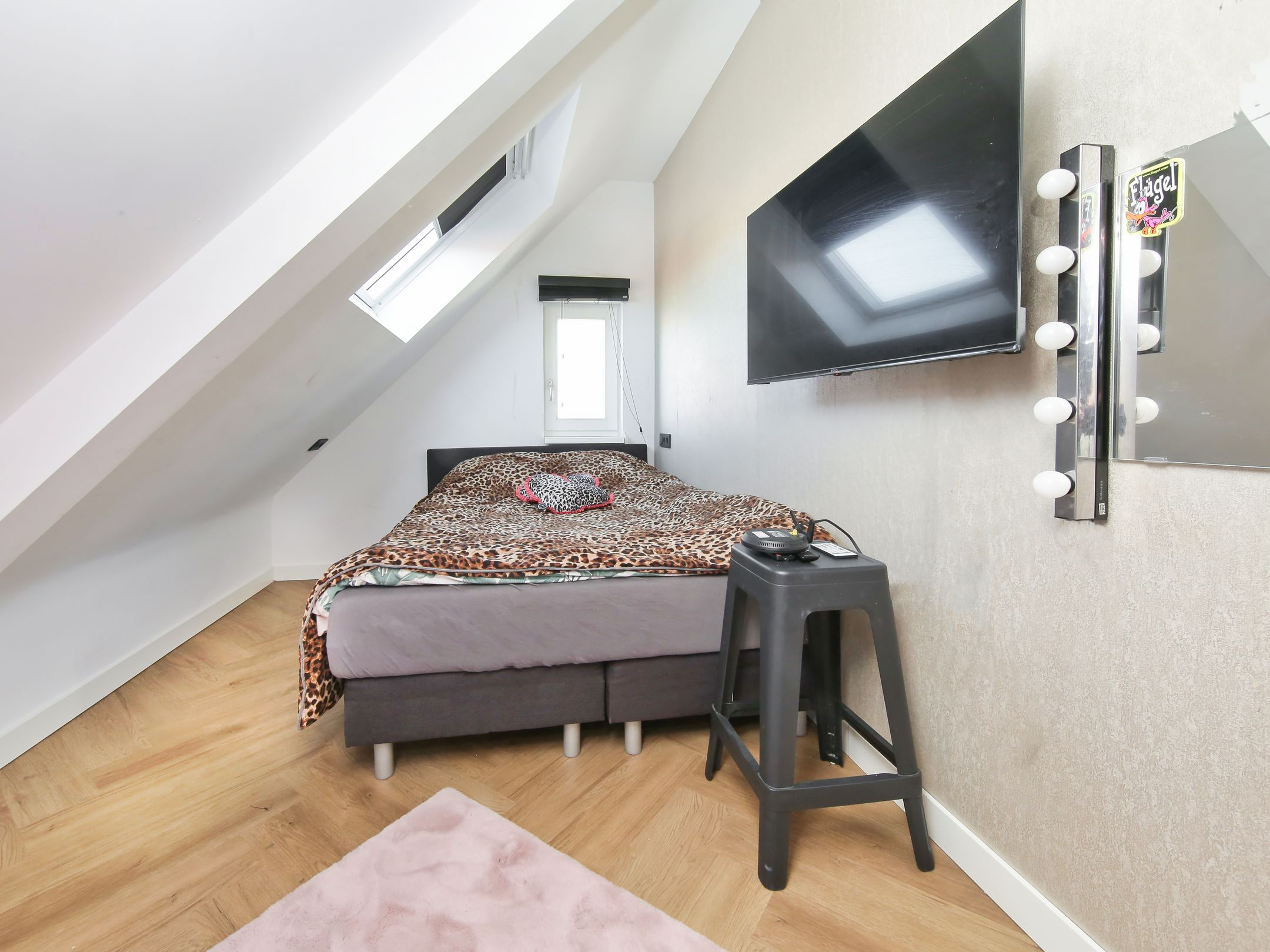 Foto 33 van Emostraat 17