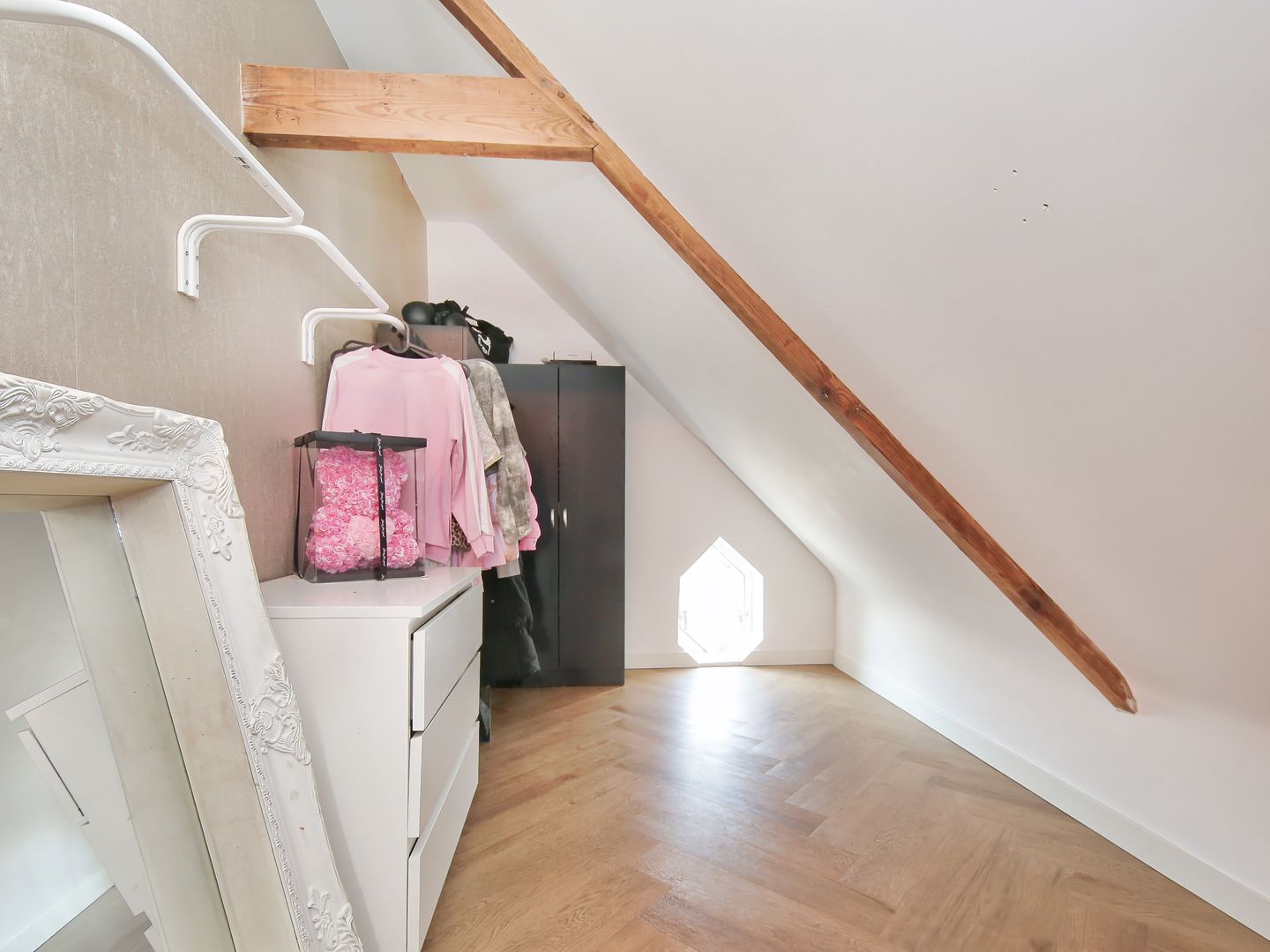 Foto 35 van Emostraat 17