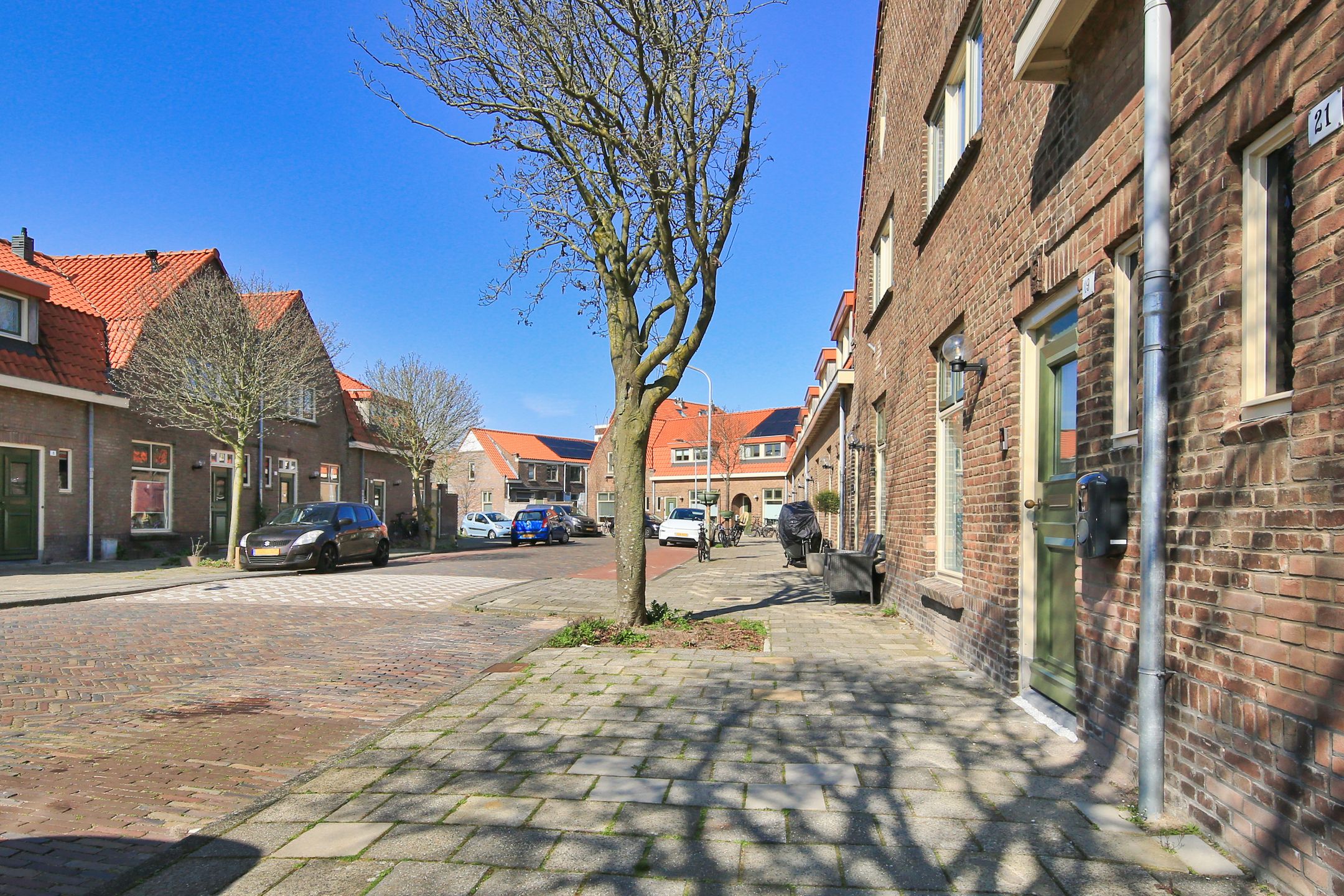 Foto 39 van Emostraat 17