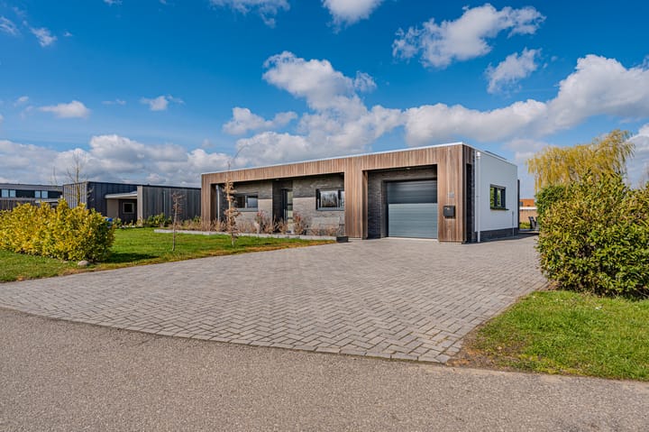 Vrijstaande woning te koop: Freya 24, Blauwestad