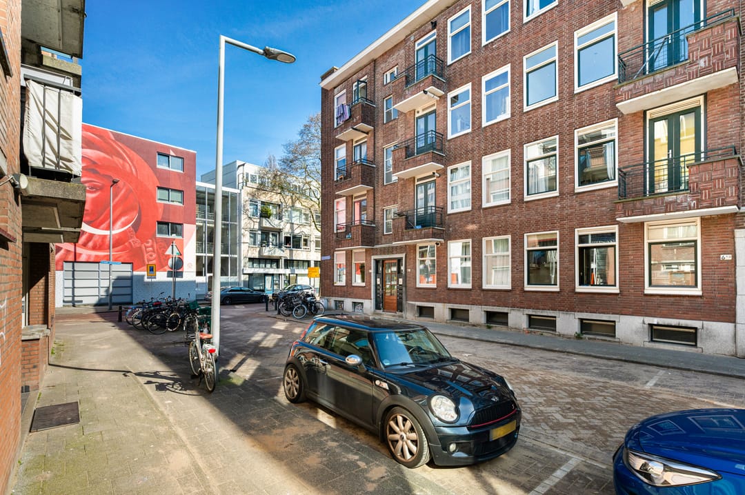 Foto 46 van Roo-Valkstraat 2-A