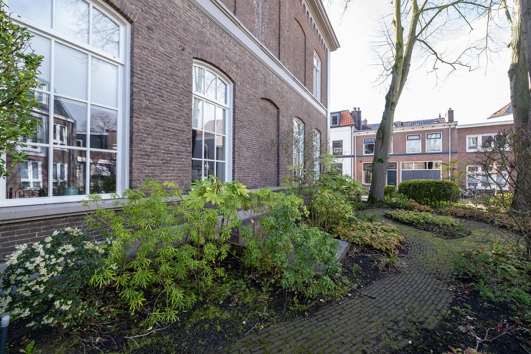 Charming apartment in the historic Oude Liedenhuis in Assendorp — 24