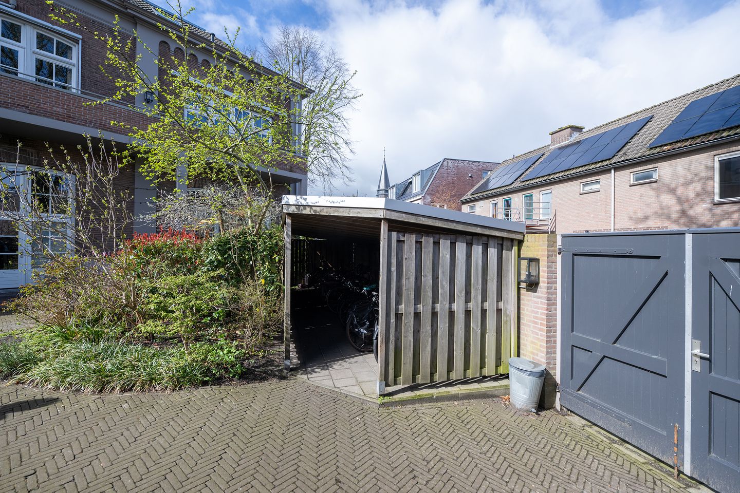 Charming apartment in the historic Oude Liedenhuis in Assendorp — 27