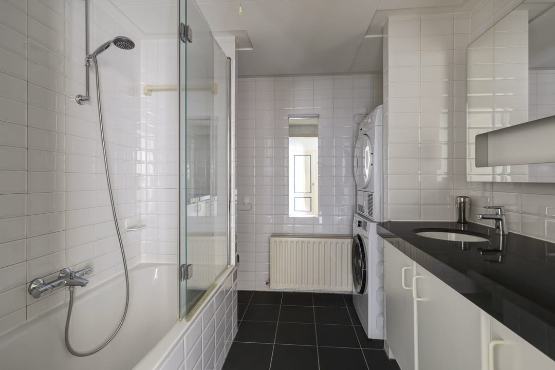 Photo 17 of Singel 118-E