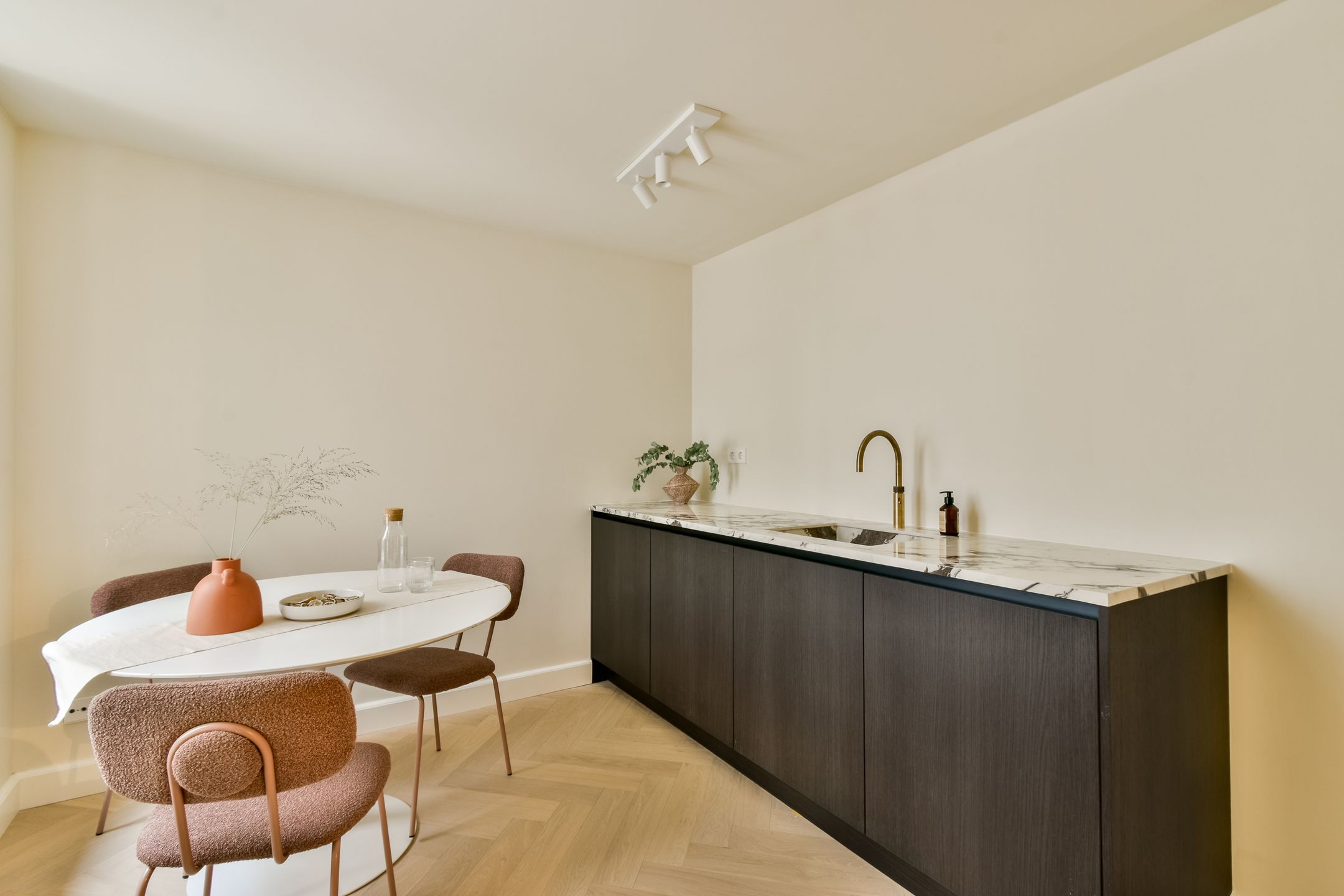 Foto 12 van Droogbak 7-H