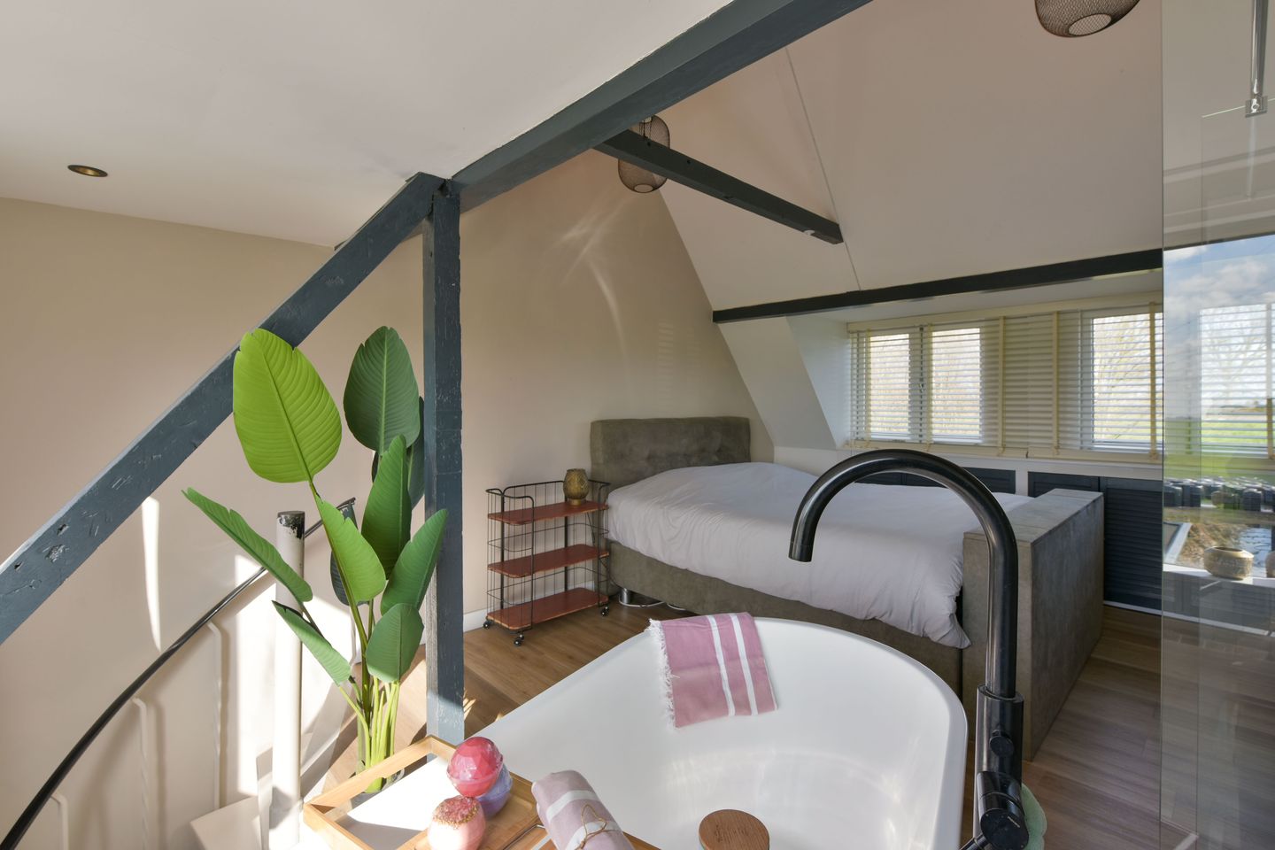 Photo 20 of Binnenweg 83