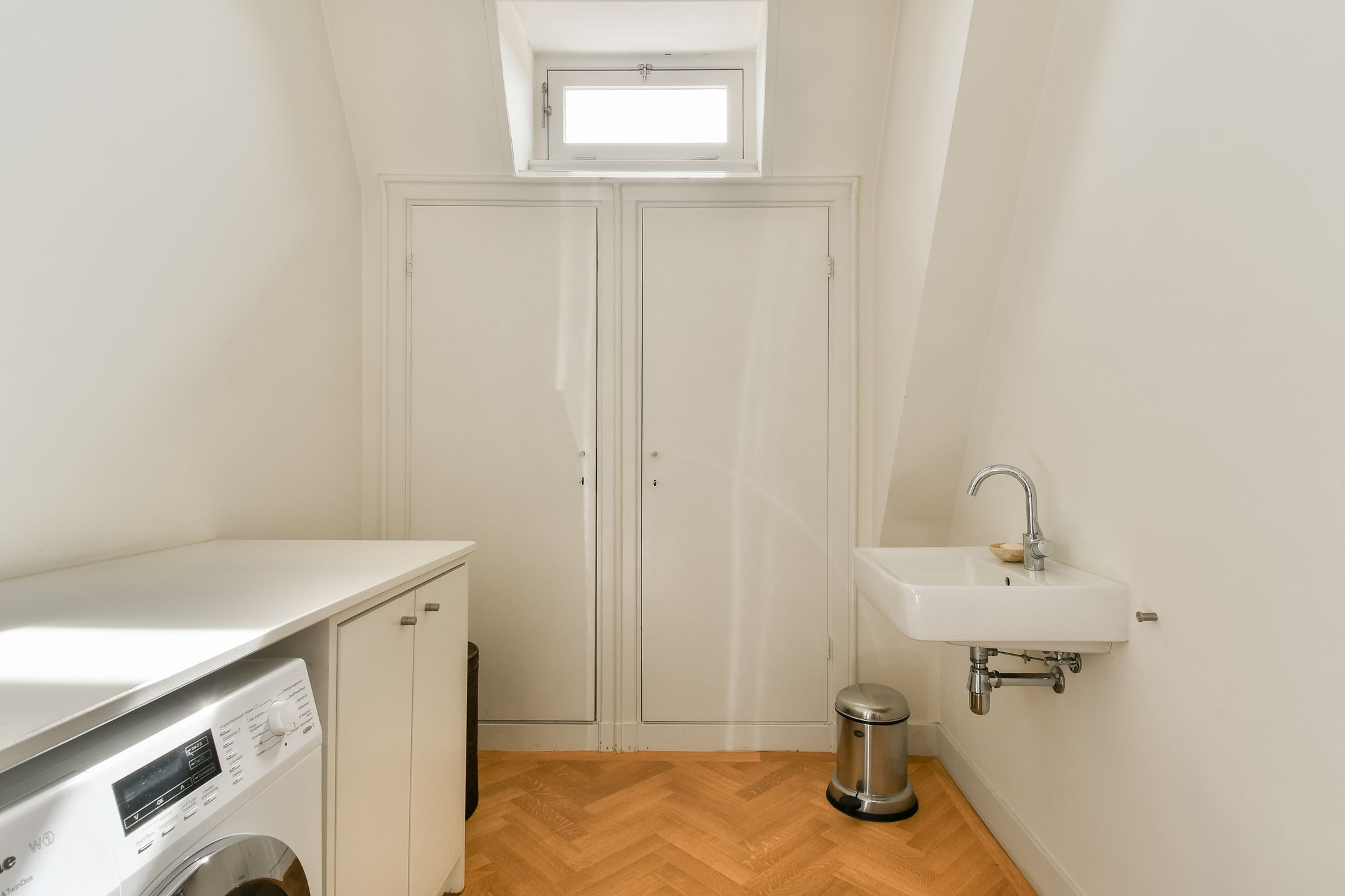 Photo 33 of Stadionweg 72