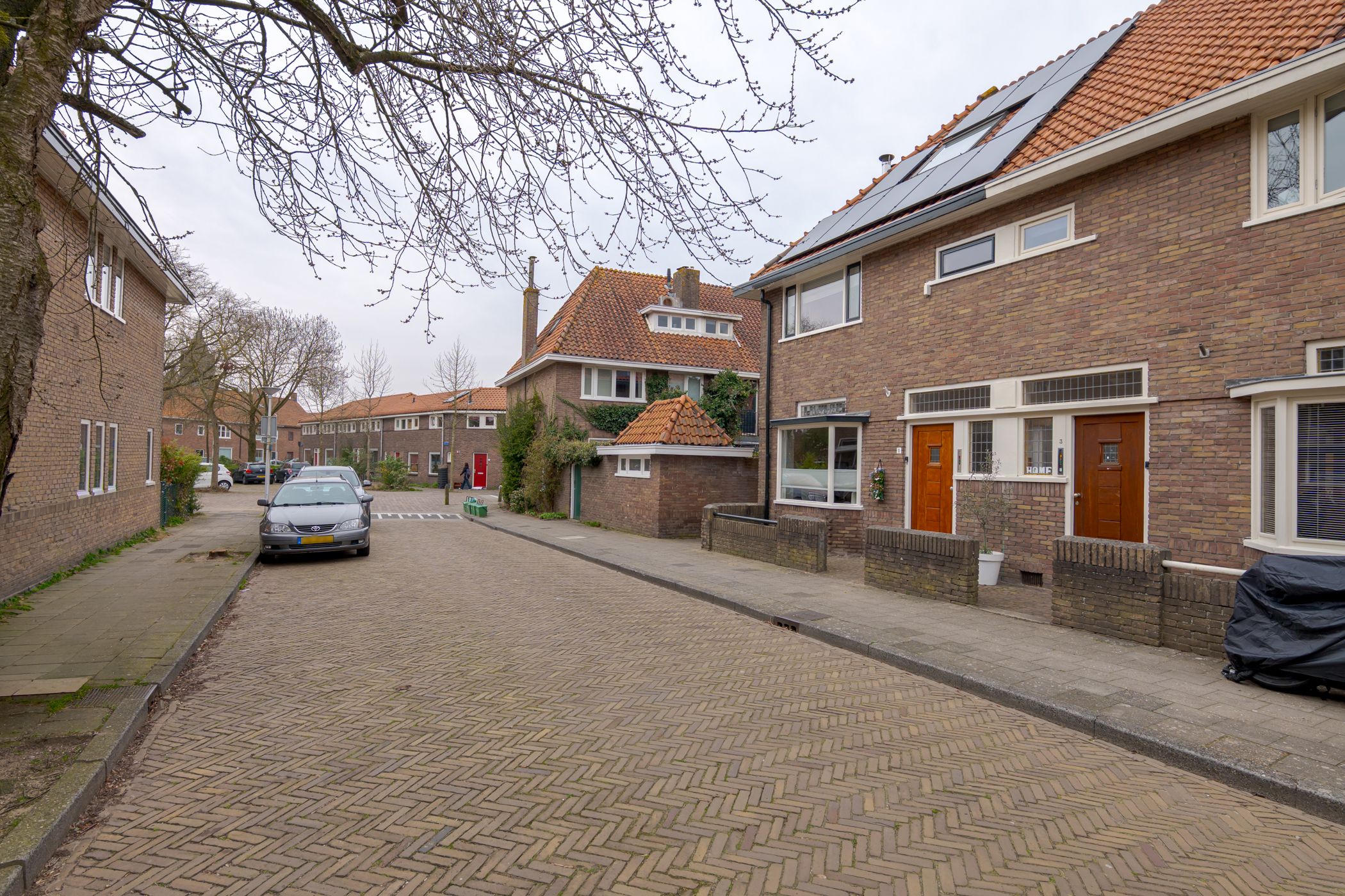 Foto 45 van Beerninkstraat 1