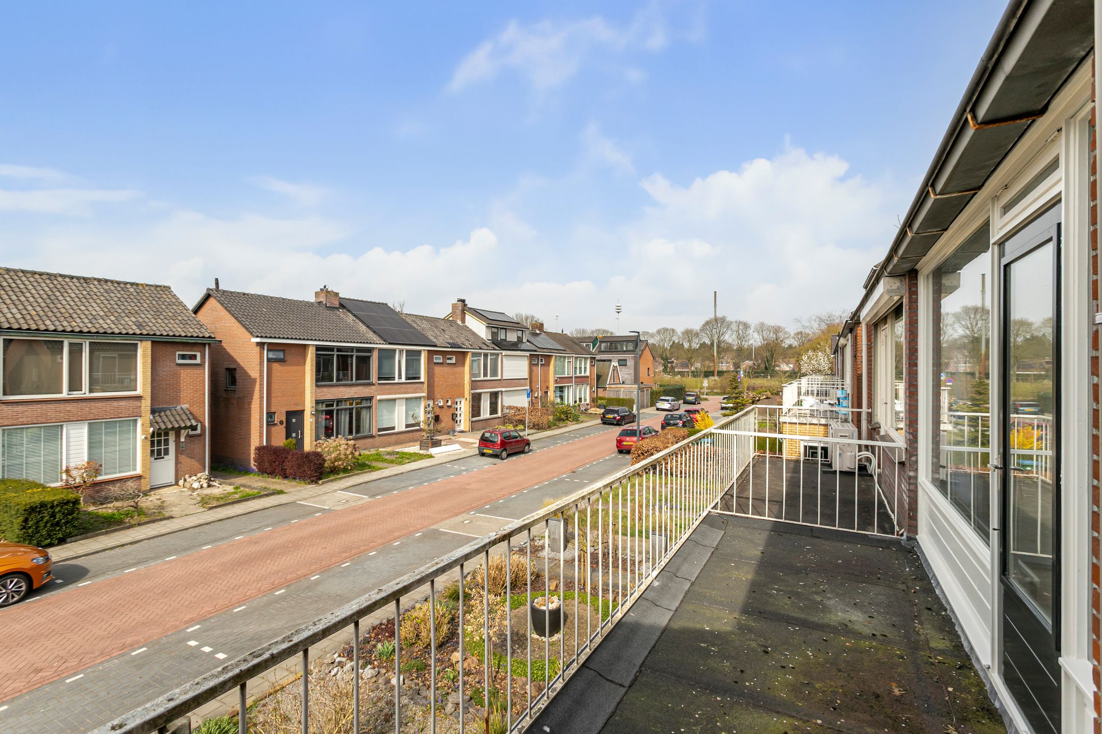 Foto 21 van Blauwsparstraat 15