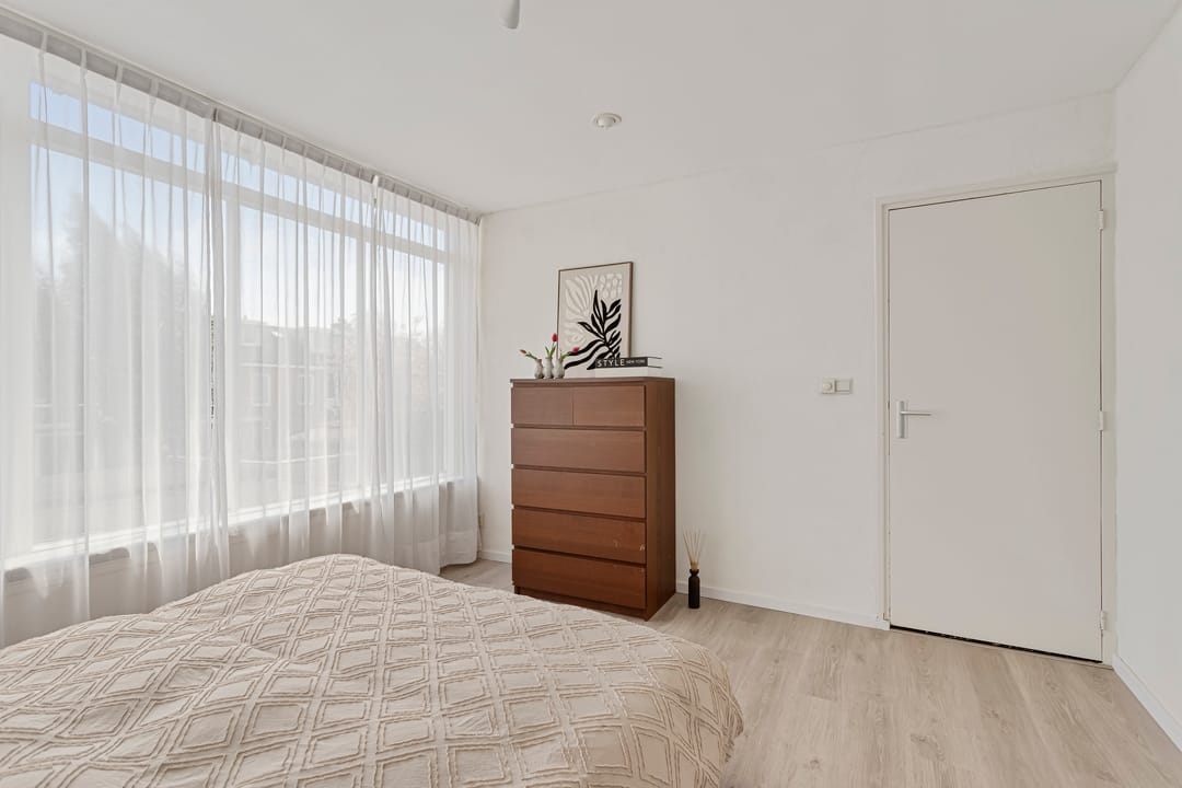 Foto 23 van Blauwsparstraat 15