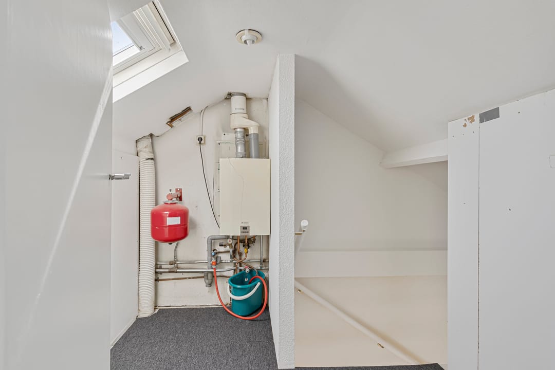 Foto 28 van Blauwsparstraat 15