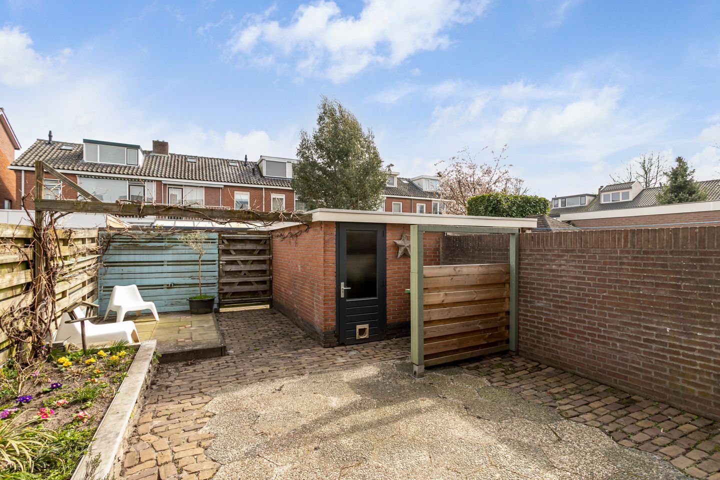 Foto 34 van Blauwsparstraat 15