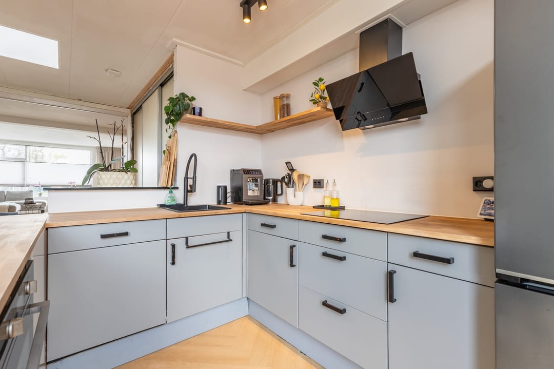 Foto 11 van Huigsloterdijk 8