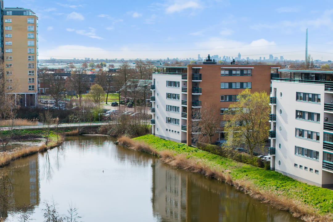 Spacious 3-room apartment with park view and southeast-facing balcony in Rokkeveen — 29