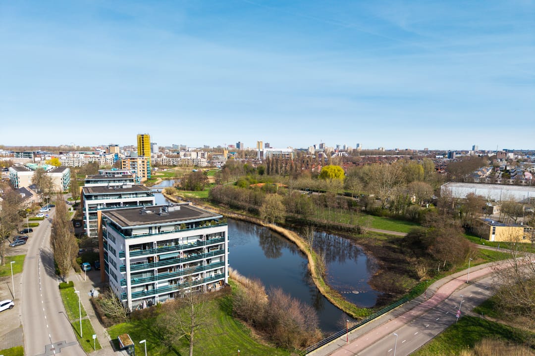 Spacious 3-room apartment with park view and southeast-facing balcony in Rokkeveen — 30