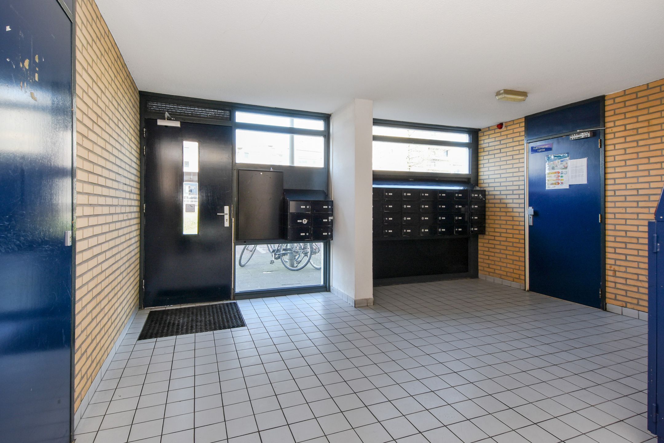 Foto 3 van Neherkade 1680