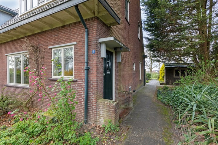 Foto 4 van Kapitein Postmalaan 7