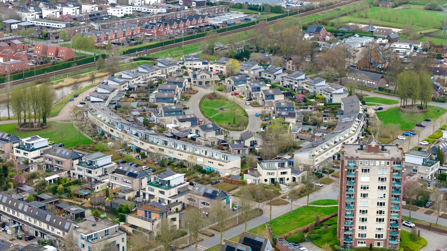Fully Modernized Family Home in Child-Friendly Woudhuis — 35