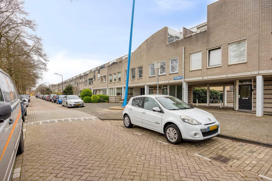 Foto 32 van Annie Romeinsingel 40