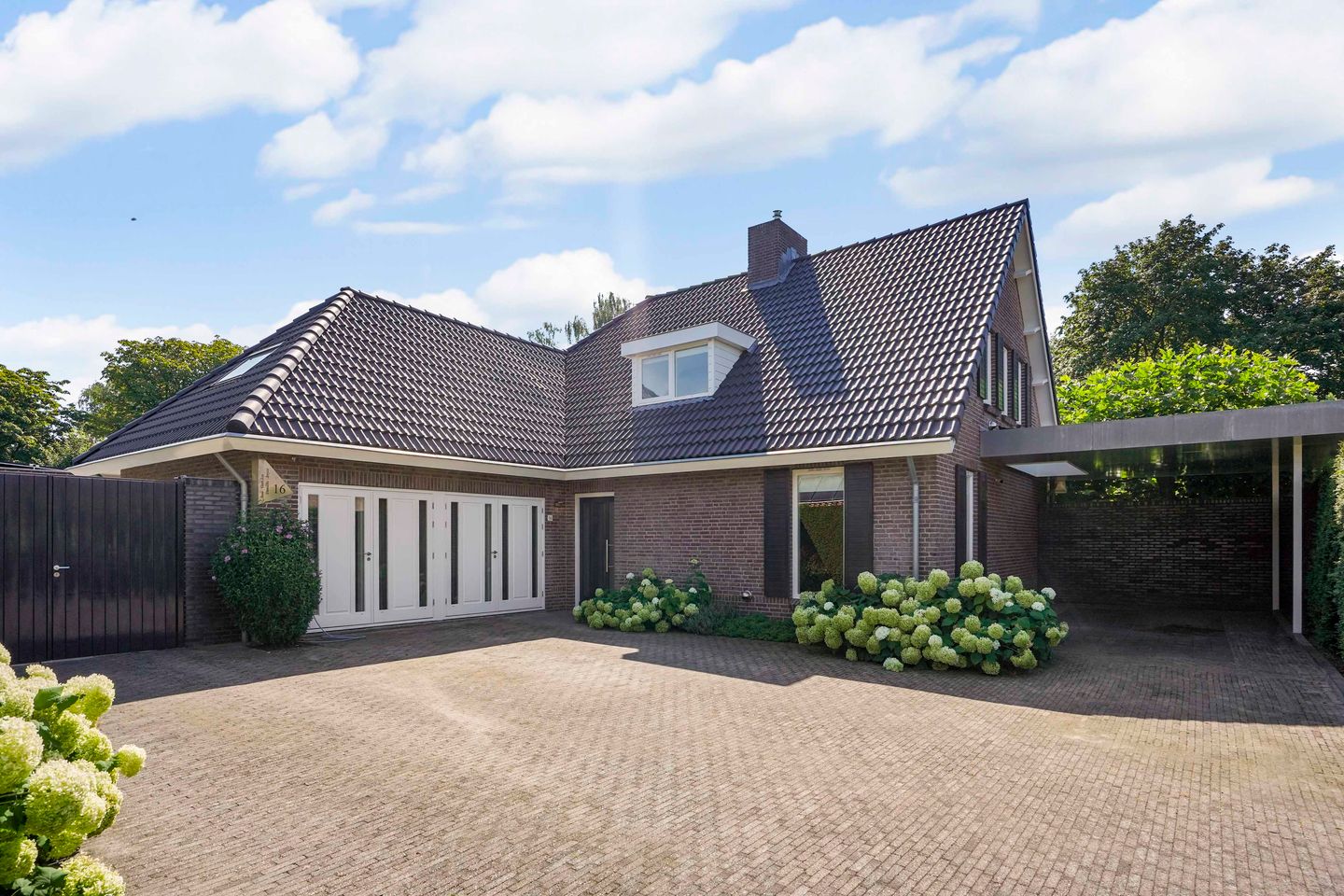 Photo 59 of Idsteinlaan 16