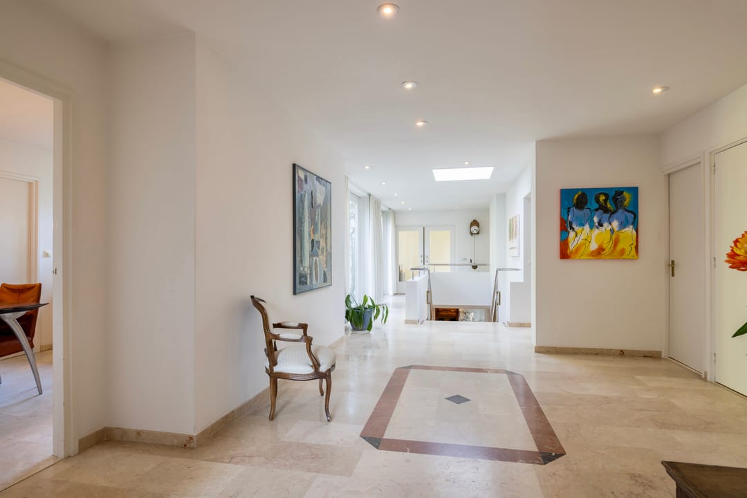 Spacious Villa with Park-like Garden in Duin en Ven — 13
