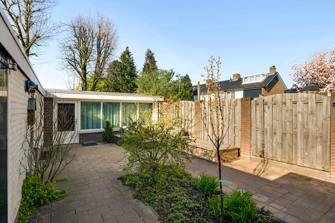 Foto 23 van Floralaan 14