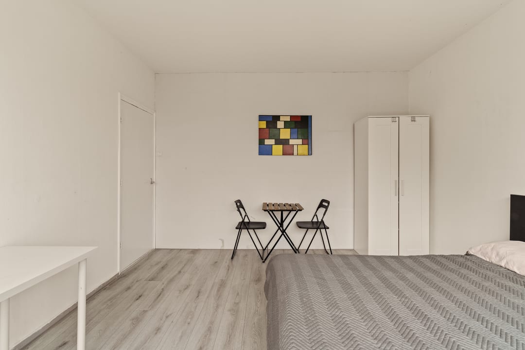 Top Floor Apartment with Two Balconies in Rotterdam Het Lage Land — 13